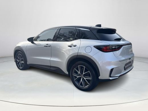 Lexus LBX Cool 2WD | 06-10141018 Voor meer informatie ActivLease financial lease