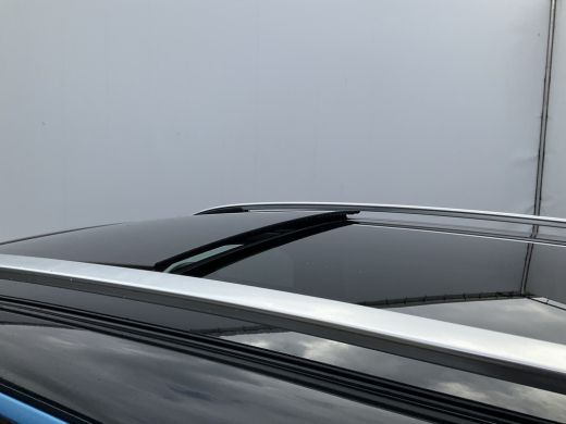 Lynk & Co 01 1.5 262pk Plug-in Carplay Adapt.Cruise Black ActivLease financial lease