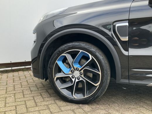 Lynk & Co 01 1.5 262pk Plug-in Carplay Adapt.Cruise Black ActivLease financial lease