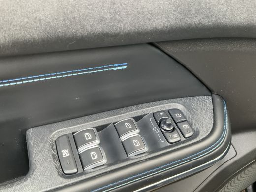 Lynk & Co 01 1.5 262pk Plug-in Carplay Adapt.Cruise Black ActivLease financial lease