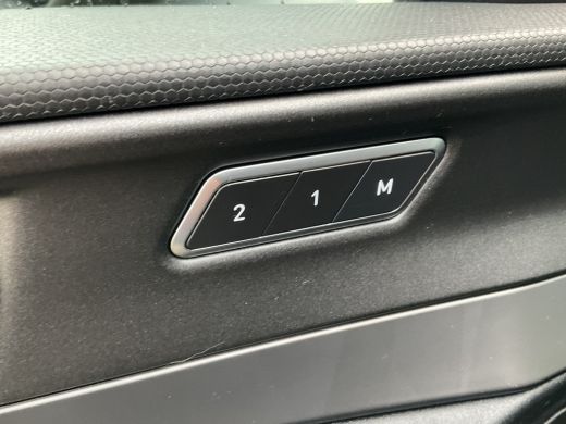 Lynk & Co 01 1.5 262pk Plug-in Carplay Adapt.Cruise Black ActivLease financial lease