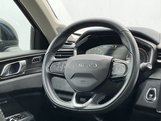 Lynk & Co 01 1.5 262pk Plug-in Carplay Adapt.Cruise Black ActivLease financial lease