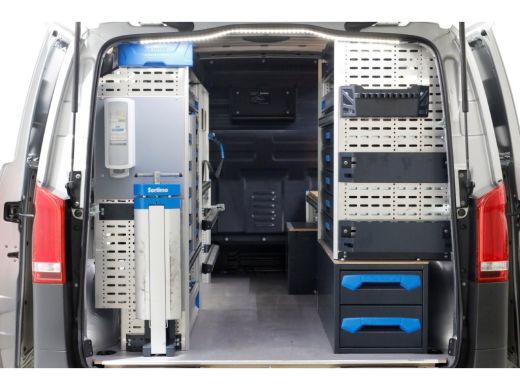 Mercedes-Benz Vito 114 CDI 136pk Compact 9G Automaat 2x Schuifdeur/LED/Camera/Inrichting 11-2022 ActivLease financial lease