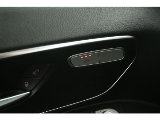 Mercedes-Benz Vito 114 CDI Lang | Aut. | Airco | Adap. Cruise | 3 Zits | Camera | Trekhaak | Carplay | Navi ActivLease financial lease