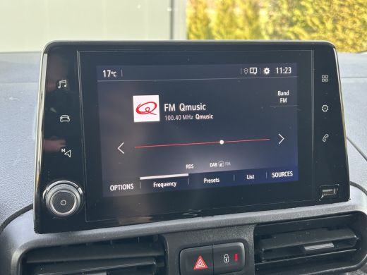 Opel Combo 1.5D 102 PK / L2H1 / 1e EIGENAAR / INRICHTING / AIRCO / CRUISE / NAVI / APPLE CARPLAY ActivLease financial lease