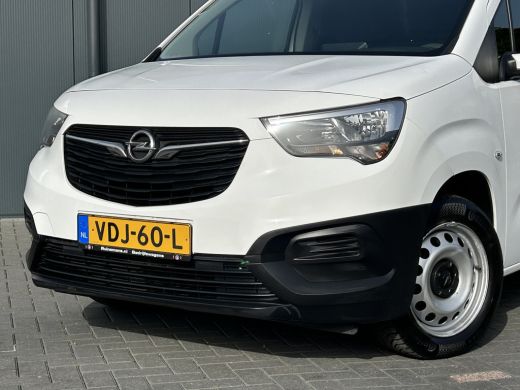 Opel Combo 1.5D 102 PK / L2H1 / 1e EIGENAAR / INRICHTING / AIRCO / CRUISE / NAVI / APPLE CARPLAY ActivLease financial lease