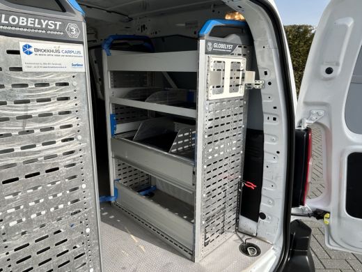 Opel Combo 1.5D 102 PK / L2H1 / 1e EIGENAAR / INRICHTING / AIRCO / CRUISE / NAVI / APPLE CARPLAY ActivLease financial lease