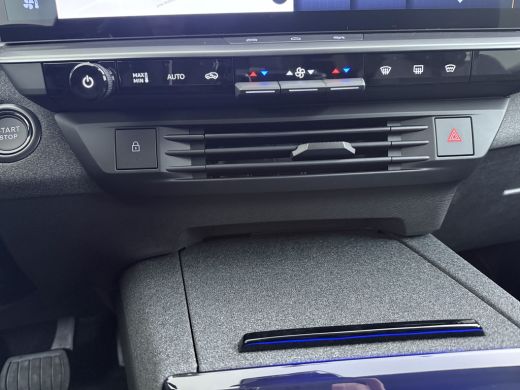 Opel Grandland Business Edition - Electric | Achteruitrijcamera | Draadloze telefoonlader (Inductie) | Elektroni... ActivLease financial lease