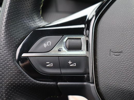Peugeot 208 1.2 PureTech GT-Line | Achteruitrijcamera | Airco (automatisch) | Apple Carplay/Android Auto|tele... ActivLease financial lease