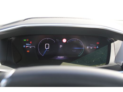 Peugeot 208 Hybrid 100 e-DCS6 GT | Automaat | Navi by app | Panoramadak | Camera | Apple carplay | 7.000km | ... ActivLease financial lease