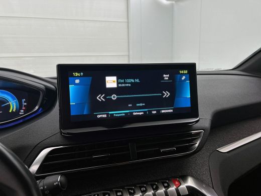 Peugeot 3008 1.6 HYbrid 225 Allure CAMERA | AD-CRUISE | NAVI & CARPLAY ActivLease financial lease