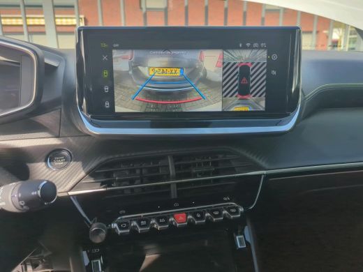 Peugeot e-2008 EV GT 54 kWh | Navigatie | Panorama/schuifdak | Fase 3 laden | Camera voor + achter | 18 Inch LMV | ActivLease financial lease