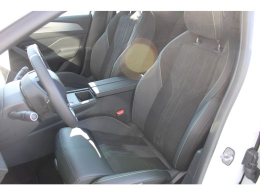 Peugeot e-308 GT Avantage EV 54 kWh AGR-Stoelen | Massage Functie | Stoel/Stuurverwarming | Elektrische Achterklep ActivLease financial lease