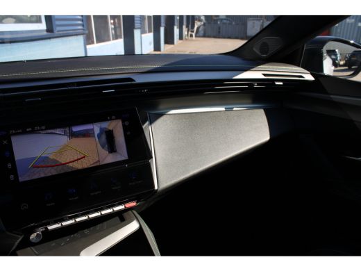 Peugeot e-308 GT Avantage EV 54 kWh AGR-Stoelen | Massage Functie | Stoel/Stuurverwarming | Elektrische Achterklep ActivLease financial lease