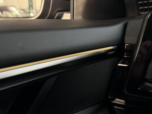 Renault Austral 1.2 E-Tech full hybrid 200 iconic STOEL STUURVERWARMING | 1/2 LEDER | 360 CAMERA ActivLease financial lease