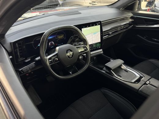 Renault Austral 1.2 E-Tech full hybrid 200 iconic STOEL STUURVERWARMING | 1/2 LEDER | 360 CAMERA ActivLease financial lease