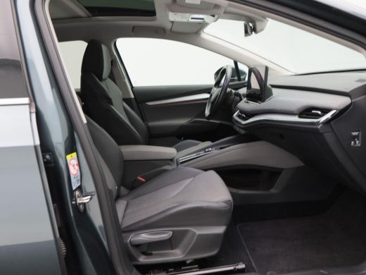 Skoda Enyaq iV 80 204 Pk | Panoramadak | Stoel/Stuur Verwarming | Camera | Climate Controle | Adaptive Cruise | ... ActivLease financial lease