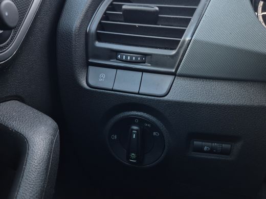 Skoda Fabia Combi 1.0 TSI Active Airco | Cruise control | Multifunctioneel stuur | Bluetooth | DAB | ActivLease financial lease