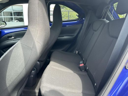 Toyota Aygo 1.0 VVT-i MT Play ActivLease financial lease