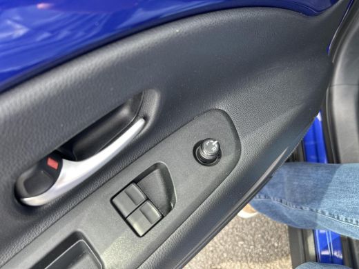 Toyota Aygo 1.0 VVT-i MT Play ActivLease financial lease