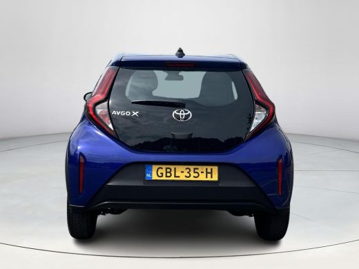 Toyota Aygo 1.0 VVT-i MT Play ActivLease financial lease
