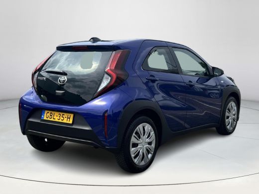 Toyota Aygo 1.0 VVT-i MT Play ActivLease financial lease