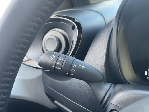 Toyota Aygo 1.0 VVT-i MT Pulse | 06-10141018 Voor meer informatie ActivLease financial lease