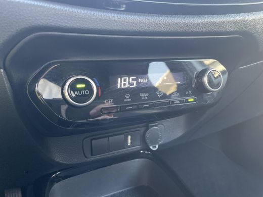 Toyota Aygo 1.0 VVT-i MT Pulse | 06-10141018 Voor meer informatie ActivLease financial lease