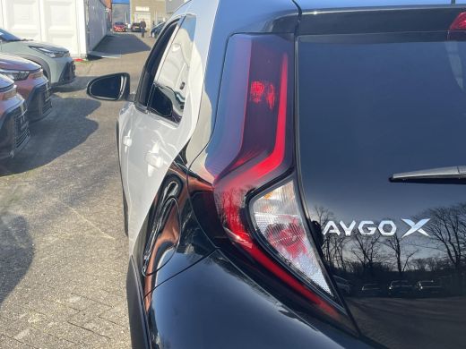 Toyota Aygo 1.0 VVT-i MT Pulse | 06-10141018 Voor meer informatie ActivLease financial lease