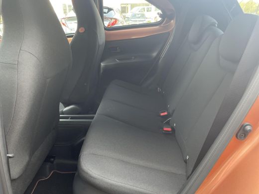 Toyota Aygo Hybrid 115 pulse ActivLease financial lease