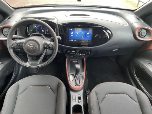 Toyota Aygo Hybrid 115 pulse ActivLease financial lease