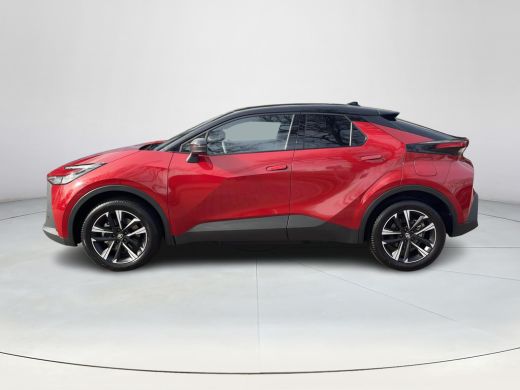 Toyota C-HR 2.0 Plug-in Hybrid 220 Dynamic ActivLease financial lease