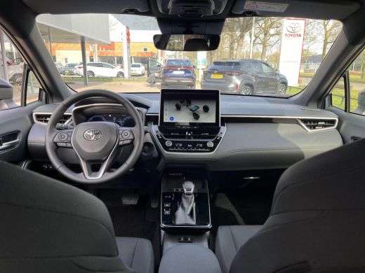 Toyota Corolla Cross Hybrid 140 Dynamic ActivLease financial lease