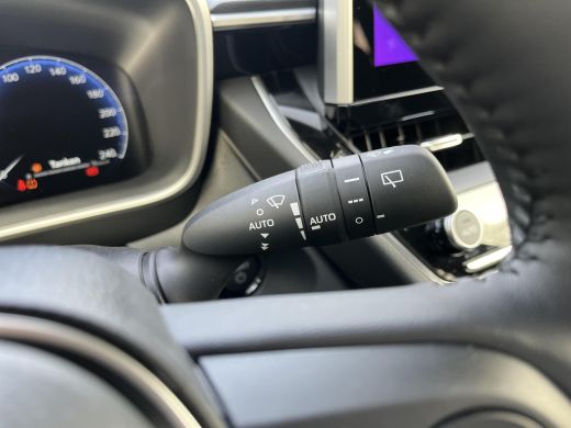 Toyota Corolla Cross Hybrid 140 Dynamic ActivLease financial lease