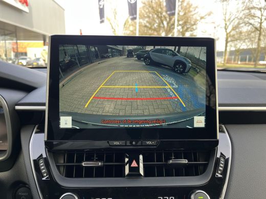 Toyota Corolla Cross Hybrid 140 Dynamic ActivLease financial lease