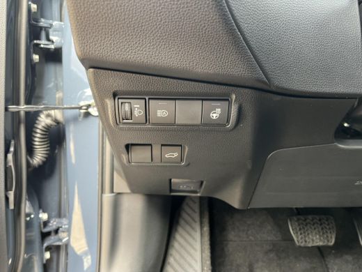 Toyota Corolla Cross Hybrid 140 Dynamic ActivLease financial lease