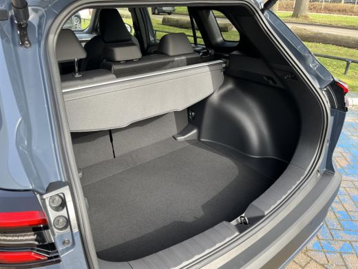 Toyota Corolla Cross Hybrid 140 Dynamic ActivLease financial lease