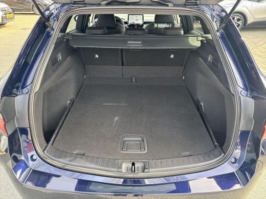 Toyota Corolla Touring Sports Hybrid 140 Dynamic | 06-10141018 Voor meer informatie ActivLease financial lease