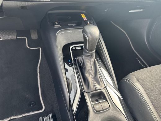 Toyota Corolla Touring Sports Hybrid 140 Dynamic | 06-10141018 Voor meer informatie ActivLease financial lease