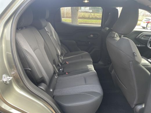 Toyota Urban Cruiser Dynamic 61 kWh ActivLease financial lease