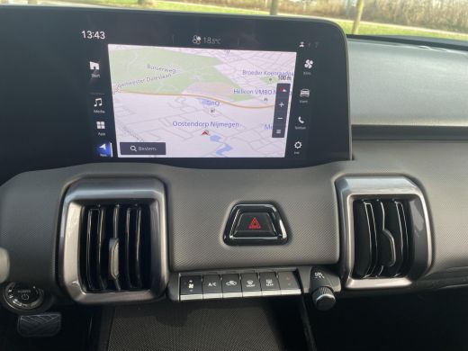 Toyota Urban Cruiser Dynamic 61 kWh ActivLease financial lease