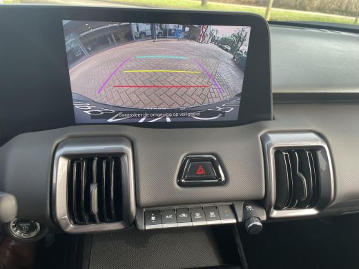 Toyota Urban Cruiser Dynamic 61 kWh ActivLease financial lease