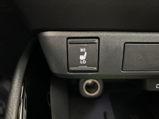 Toyota Yaris 1.5 Hybrid 115 Dynamic ActivLease financial lease