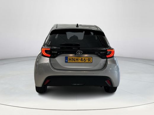 Toyota Yaris 1.5 Hybrid 115 Dynamic ActivLease financial lease