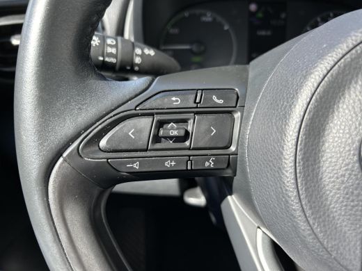 Toyota Yaris 1.5 Hybrid Active (Navigatie) ActivLease financial lease