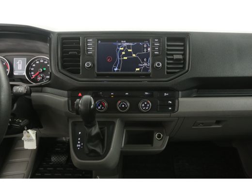 Volkswagen Crafter 2.0 TDI L3H3 140PK | Aut. | Airco | Camera | Adap. Cruise | Trekhaak | Carplay | Parkeersens. ActivLease financial lease