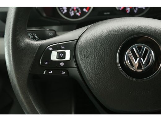 Volkswagen Crafter 2.0 TDI L3H3 140PK | Aut. | Airco | Camera | Adap. Cruise | Trekhaak | Carplay | Parkeersens. ActivLease financial lease