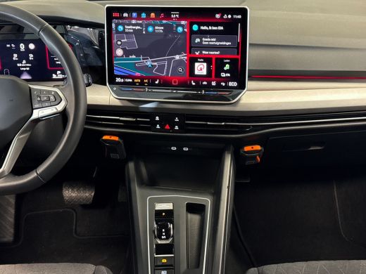 Volkswagen Golf 1.5 eHybrid 204pk Life Edition | Adaptive cruise control | Stoel- en stuurverwarming | Extra geti... ActivLease financial lease