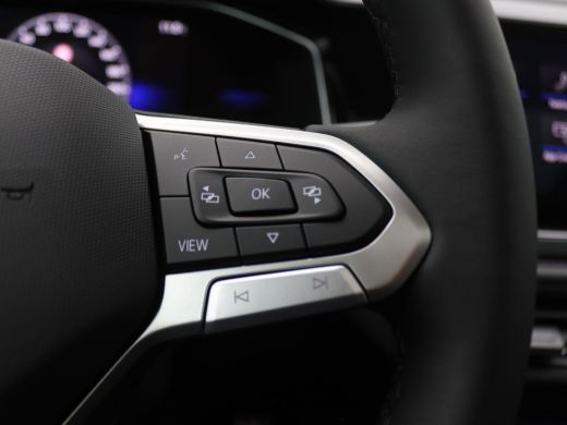 Volkswagen Polo 1.0 TSI R-Line Edition 95PK DSG Pano-Schuifdak, Keyless, Side Assist, Matrix LED-Verlichting, Ada... ActivLease financial lease