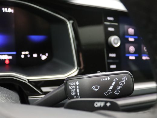 Volkswagen Polo 1.0 TSI R-Line Edition 95PK DSG Pano-Schuifdak, Keyless, Side Assist, Matrix LED-Verlichting, Ada... ActivLease financial lease